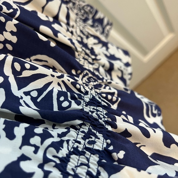 Lilly Pulitzer silk top - Picture 4 of 5